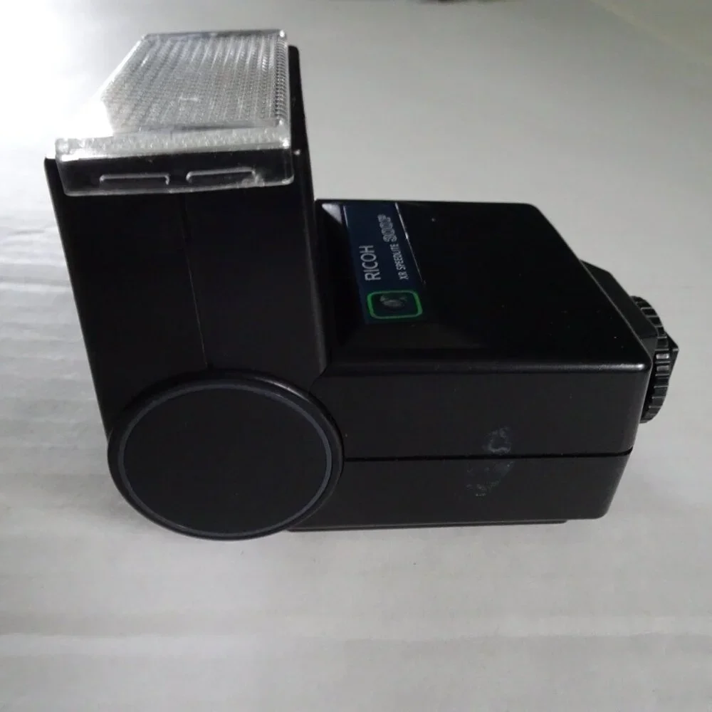 Ricoh XR Speedlite 300P Camera Flash